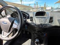 Usata Ford Fiesta 75 CV (55 kW) 2016 Bianco Utilitaria