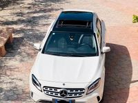 Usata Mercedes GLA200 136 CV (100 kW) 2017 Bianco SUV