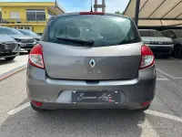 Usata Renault Clio II Dynamique 75 CV (55 kW) 2010 Grigio Berlina