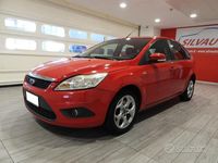 Usado Ford Focus 145 HP (106 kW) 2009 Vermelho Sedan