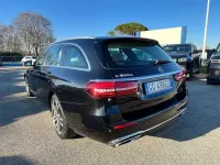 Usata Mercedes E300 265 CV (194 kW) 2021 Nero Station wagon