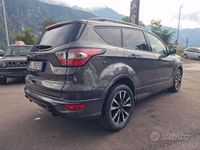 Usata Ford Kuga ST 150 CV (110 kW) 2017 Grigio SUV