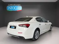 Usata Maserati Ghibli GT 330 CV (242 kW) 2022 Bianco pastello Berlina