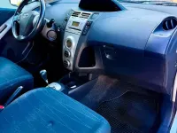 Usata Toyota Yaris 90 CV (66 kW) 2006 Grigio Berlina