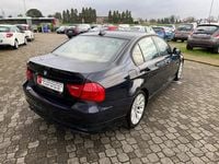 Usata BMW 320 Efficient Dynamics 170 CV (125 kW) 2009 Blu Berlina