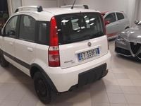 Usata Fiat Panda 4x4 Climbing 74 CV (54 kW) 2011 Bianco Utilitaria