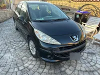 Usata Peugeot 207 73 CV (53 kW) 2008 Nero Utilitaria