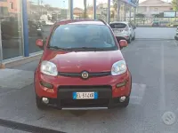 Usata Fiat Panda 4x4 S 75 CV (55 kW) 2012 Rosso Utilitaria