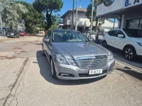 Usata Mercedes E350 Elegance 231 CV (169 kW) 2009 Grigio Berlina