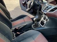 Usata Ford Fiesta 96 CV (70 kW) 2010 Utilitaria