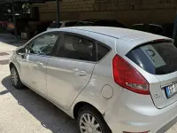 Usata Ford Fiesta 68 CV (50 kW) 2010 Grigio Berlina