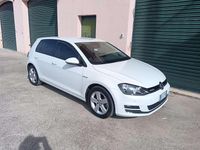 Usata VW Golf VII Highline 110 CV (80 kW) 2014 Berlina