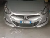 Usata Hyundai i30 128 CV (94 kW) 2013 Grigio Utilitaria