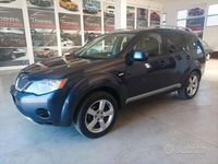 Usata Mitsubishi Outlander Instyle 140 CV (102 kW) 2009 Blu SUV