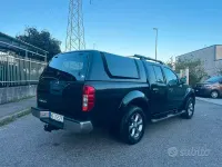Usata Nissan Navara Platinum 190 CV (139 kW) 2015 Nero Pick-up