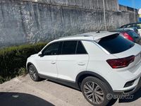 Usata VW T-Roc Business 150 CV (110 kW) 2022 Bianco SUV
