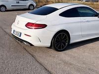 Usata Mercedes C220 AMG line 170 CV (125 kW) 2017 Bianco Coupé