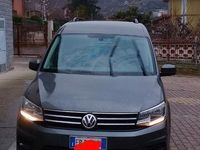 Usata VW Caddy 102 CV (75 kW) 2018 Grigio Monovolume