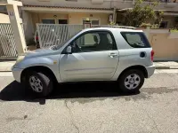 Second-hand Toyota RAV4 128 CP (94 kW) 2001 Gri SUV