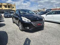 Usata Peugeot 208 Active 68 CV (50 kW) 2012 Nero Utilitaria