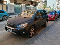 Usata Toyota RAV4 136 CV (100 kW) 2009 Grigio Berlina