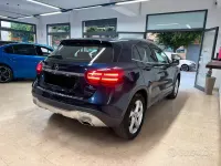 Usata Mercedes GLA200 Premium 136 CV (100 kW) 2018 Blu SUV