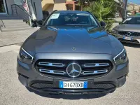 Usata Mercedes E400 Premium 330 CV (242 kW) 2022 Grigio Station wagon