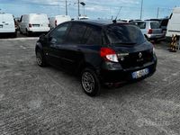 Usata Renault Clio IV Dynamique 75 CV (55 kW) 2012 Nero Berlina