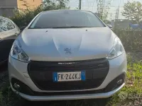 Usata Peugeot 208 GT-line 110 CV (80 kW) 2017 Bianco Utilitaria