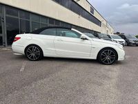Usata Mercedes E220 170 CV (125 kW) 2012 Bianco Cabrio