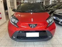 Usata Toyota Aygo X Trend 72 CV (52 kW) 2023 Rosso/nero metallizzato SUV