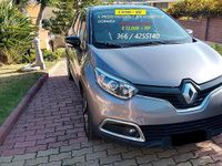 Usata Renault Captur 90 CV (66 kW) 2017 Grigio SUV