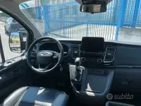 Usata Ford Tourneo Sport 170 CV (125 kW) 2023 Grigio Monovolume