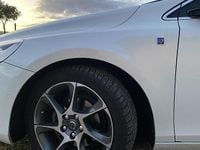 Usata Volvo V40 120 CV (88 kW) 2016 Bianco Station wagon