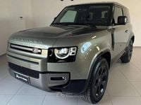 Usata Land Rover Defender SE Dynamic 200 CV (147 kW) 2025 Pangea green SUV