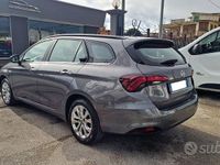 Usata Fiat Tipo Lounge 120 CV (88 kW) 2019 Grigio scuro metallizzato Station wagon