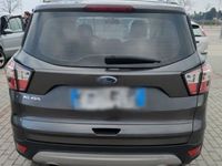 usata Ford Kuga 1.5 TDCI 120 CV Auto in ottimo stato