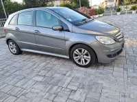 Usata Mercedes B200 140 CV (102 kW) 2006 Grigio Monovolume