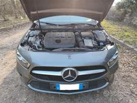 Usata Mercedes A180 Business 116 CV (85 kW) 2019 Grigio Berlina