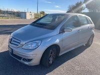 Usata Mercedes B170 116 CV (85 kW) 2008 Grigio Monovolume