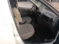 Usata Dacia Logan 84 CV (61 kW) 2012 Bianco Monovolume
