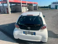 Usata Toyota Aygo 68 CV (50 kW) 2010 Bianco Utilitaria