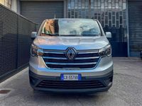 Usata Renault Trafic 150 CV (110 kW) 2025 Argento Monovolume