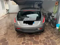 Usata Lancia Delta 120 CV (88 kW) 2012 Grigio Utilitaria