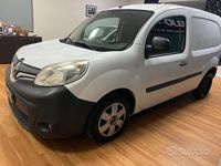 Usata Renault Kangoo 90 CV (66 kW) 2016 Bianco Monovolume