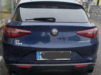 Usata Alfa Romeo Stelvio Executive 209 CV (153 kW) 2018 Blu/azzurro SUV