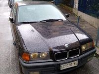Usata BMW 318 Efficient Dynamics 115 CV (84 kW) 1995 Oro Berlina