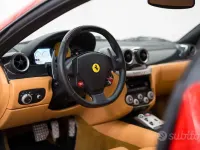 Usata Ferrari 599 620 CV (456 kW) 2006 Rosso Coupé