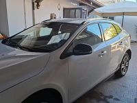 Usata Volvo V40 CC Business Edition 120 CV (88 kW) 2018 Bianco Station wagon