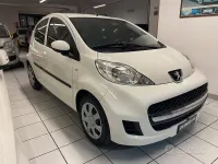 Usata Peugeot 107 68 CV (50 kW) 2010 Bianco Utilitaria